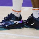 Epic di Malam Bersejarah! Bronny Pakai Sepatu Legend Nike